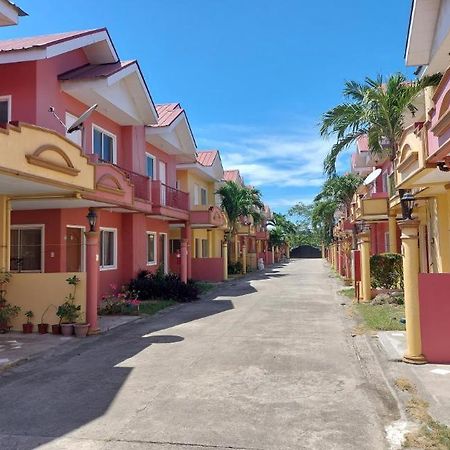 Vacation Town House Near Mactan Cebu Airport Villa Đảo Mactan Ngoại thất bức ảnh